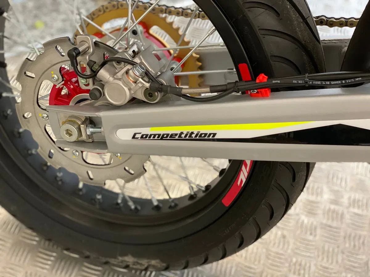 Fantic Motor Motard 125 Motard 125 Competition 4t (2020) (4)