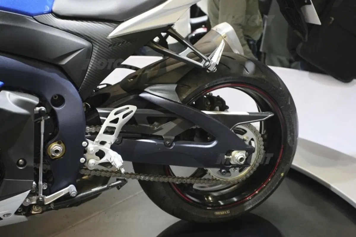 Suzuki GSX-R 1000 2012 (5)