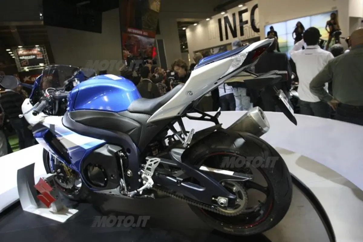 Suzuki GSX-R 1000 2012 (9)