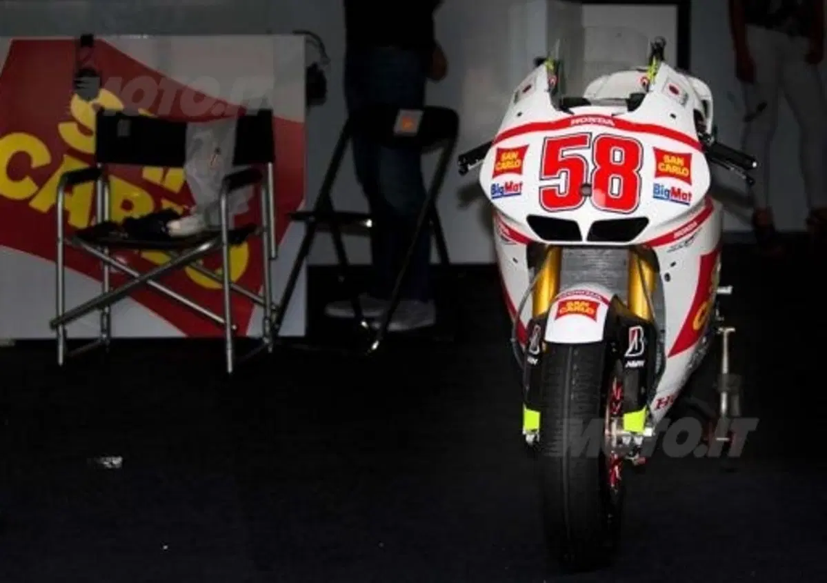 Un "minuto di casino" per Simoncelli