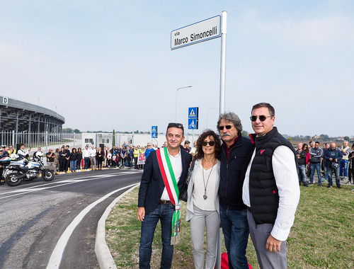 Inaugurata la via dedicata a Marco Simoncelli (7)