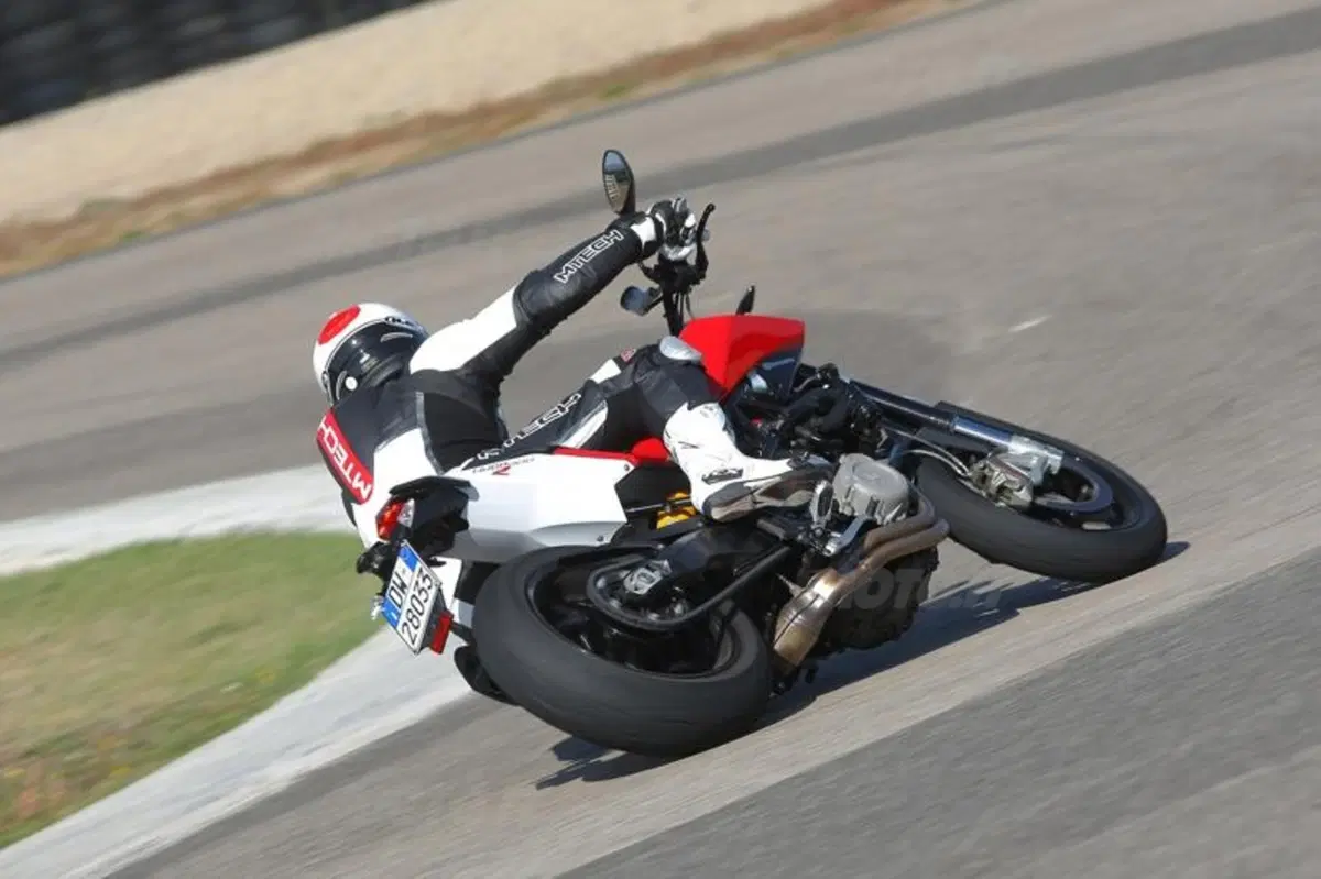 Husqvarna Nuda 900 e Nuda 900 R  (6)