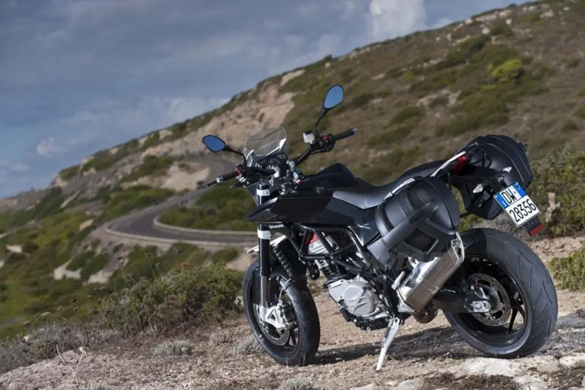 Husqvarna Nuda 900 e Nuda 900 R  (37)