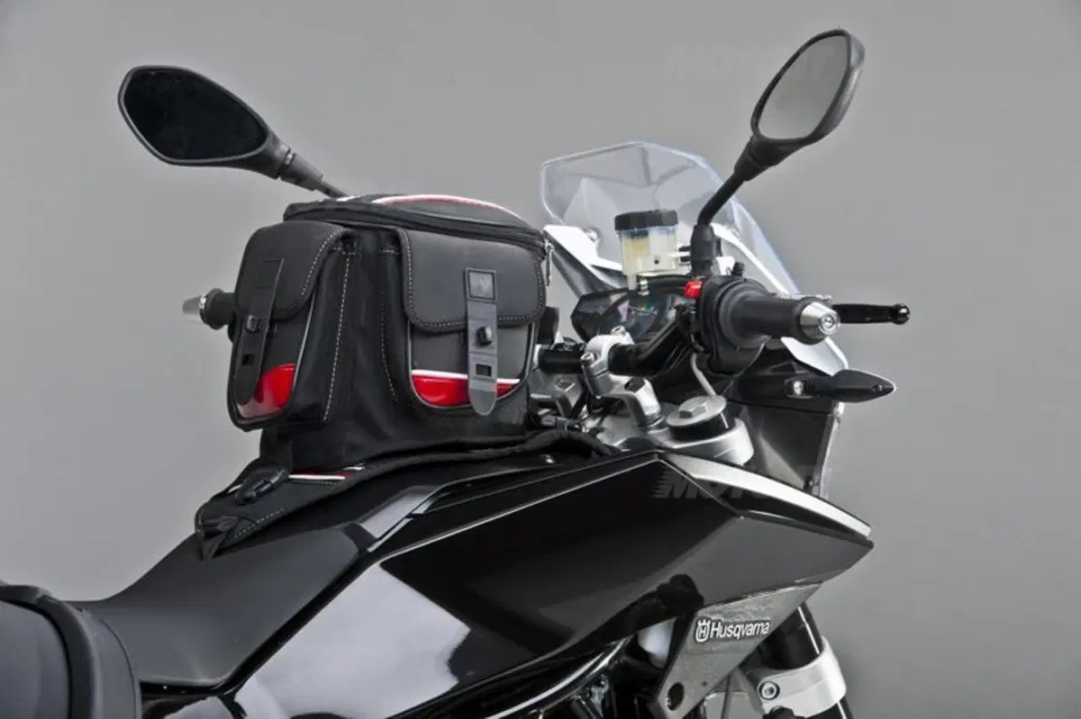 Husqvarna Nuda 900 e Nuda 900 R  (68)
