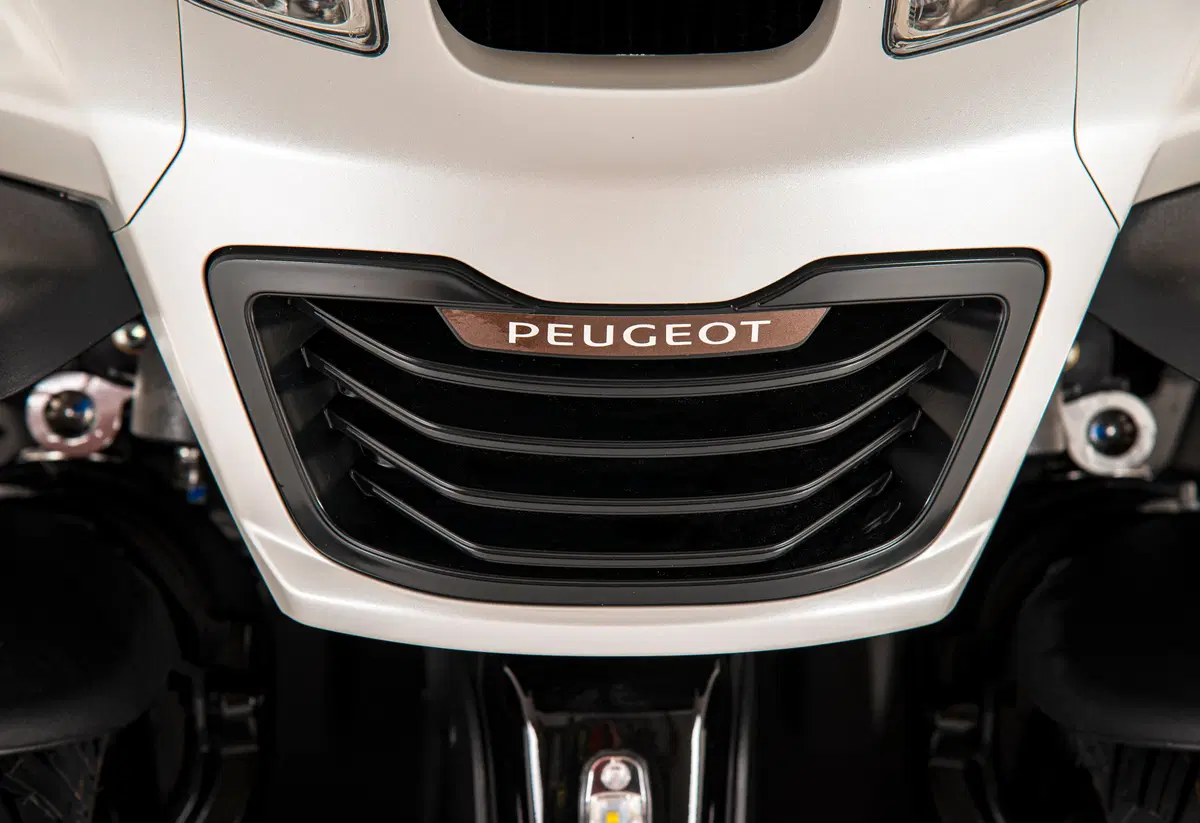Peugeot Metropolis 400 Ultimate (Sport e Business) è in vendita (6)