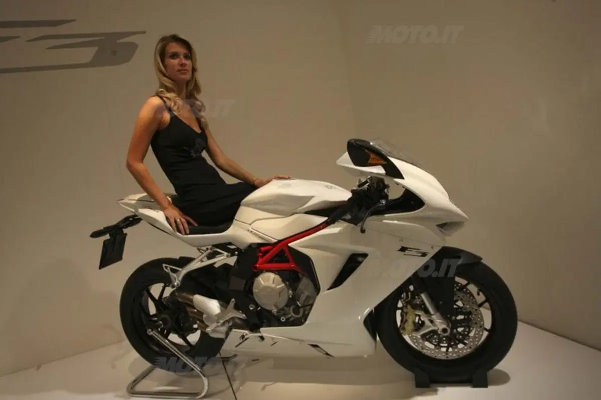 MV Agusta F3 675 a dicembre nei concessionari