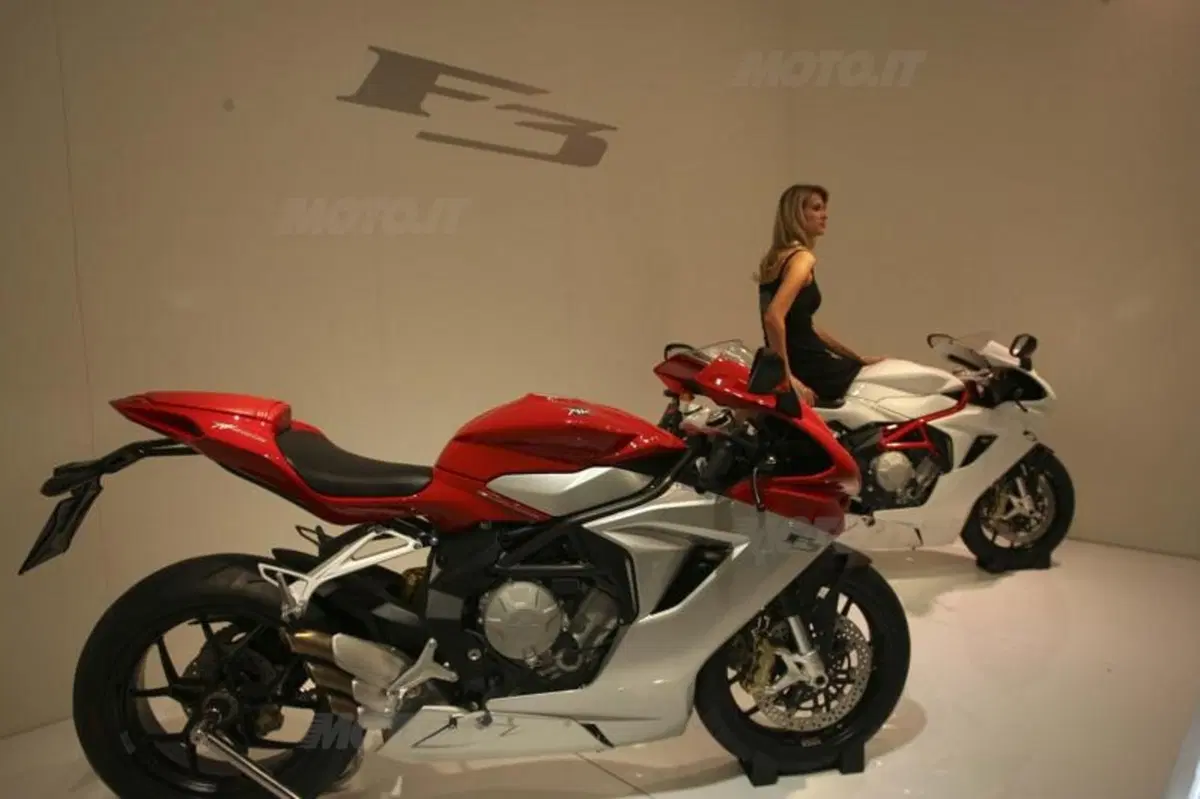 MV Agusta F3 675 a dicembre nei concessionari (6)