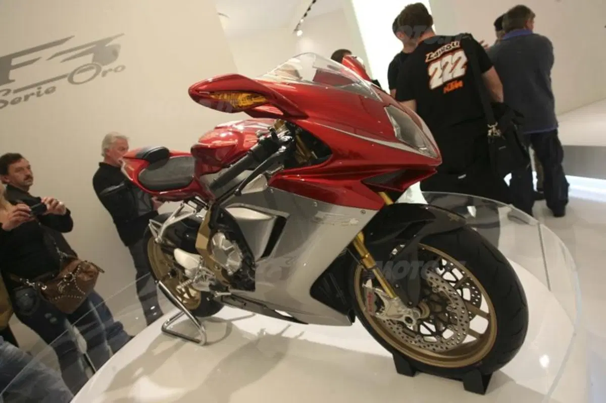 MV Agusta F3 675 a dicembre nei concessionari (8)