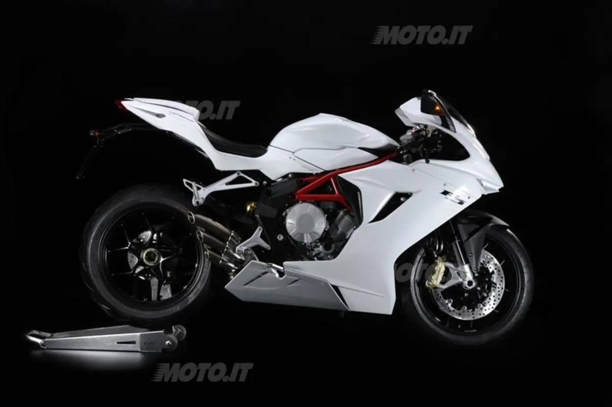 MV Agusta F3 675 a dicembre nei concessionari (12)