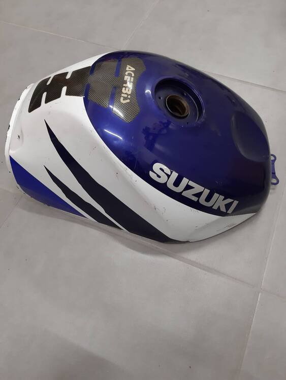 SERBATOIO SUZUKI GSX R 600/750 2000