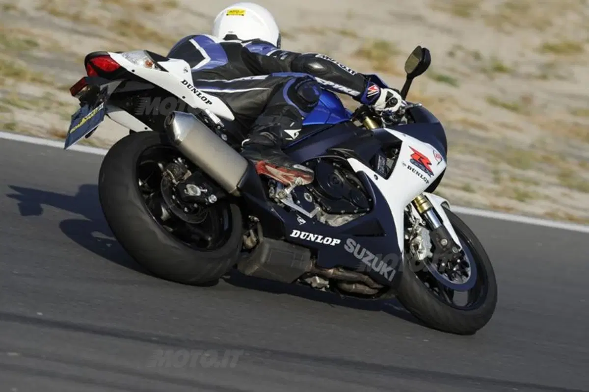 Test Dunlop RoadSmart II. Pneumatico Globale (4)