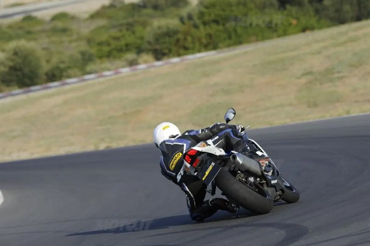 Test Dunlop RoadSmart II. Pneumatico Globale (7)