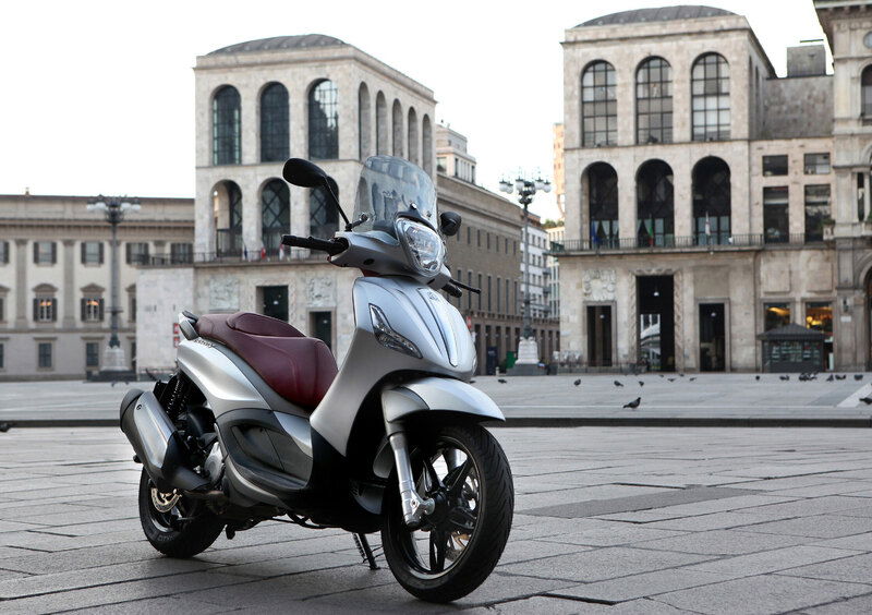 Piaggio Beverly 350 Beverly 350 S ABS (2019 - 20) (11)