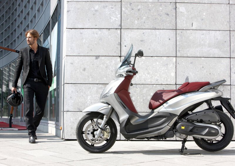 Piaggio Beverly 350 Beverly 350 S ABS (2019 - 20) (13)
