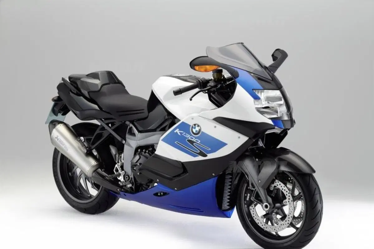 Edizioni speciali BMW K 1300 S e K 1300 R (4)
