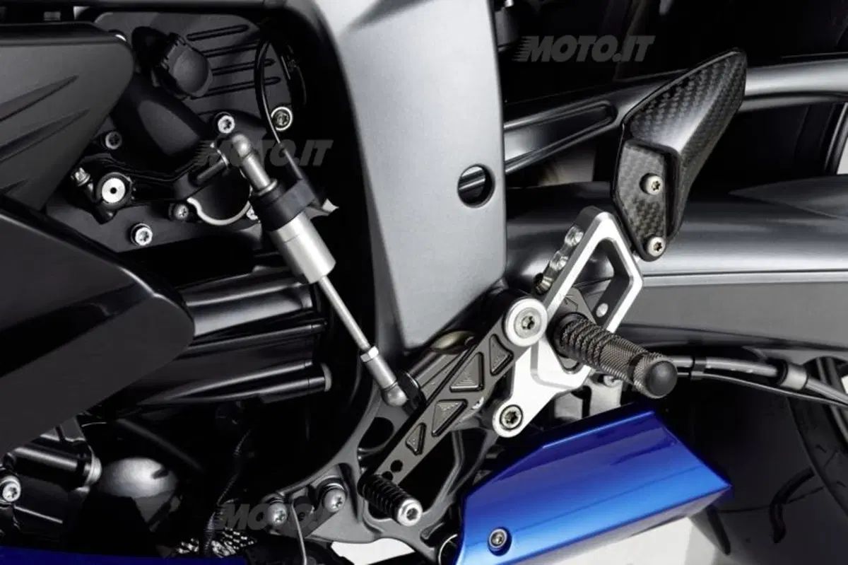Edizioni speciali BMW K 1300 S e K 1300 R (7)