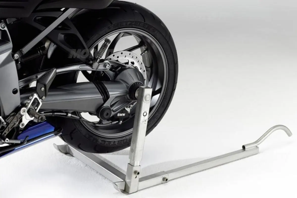 Edizioni speciali BMW K 1300 S e K 1300 R (8)