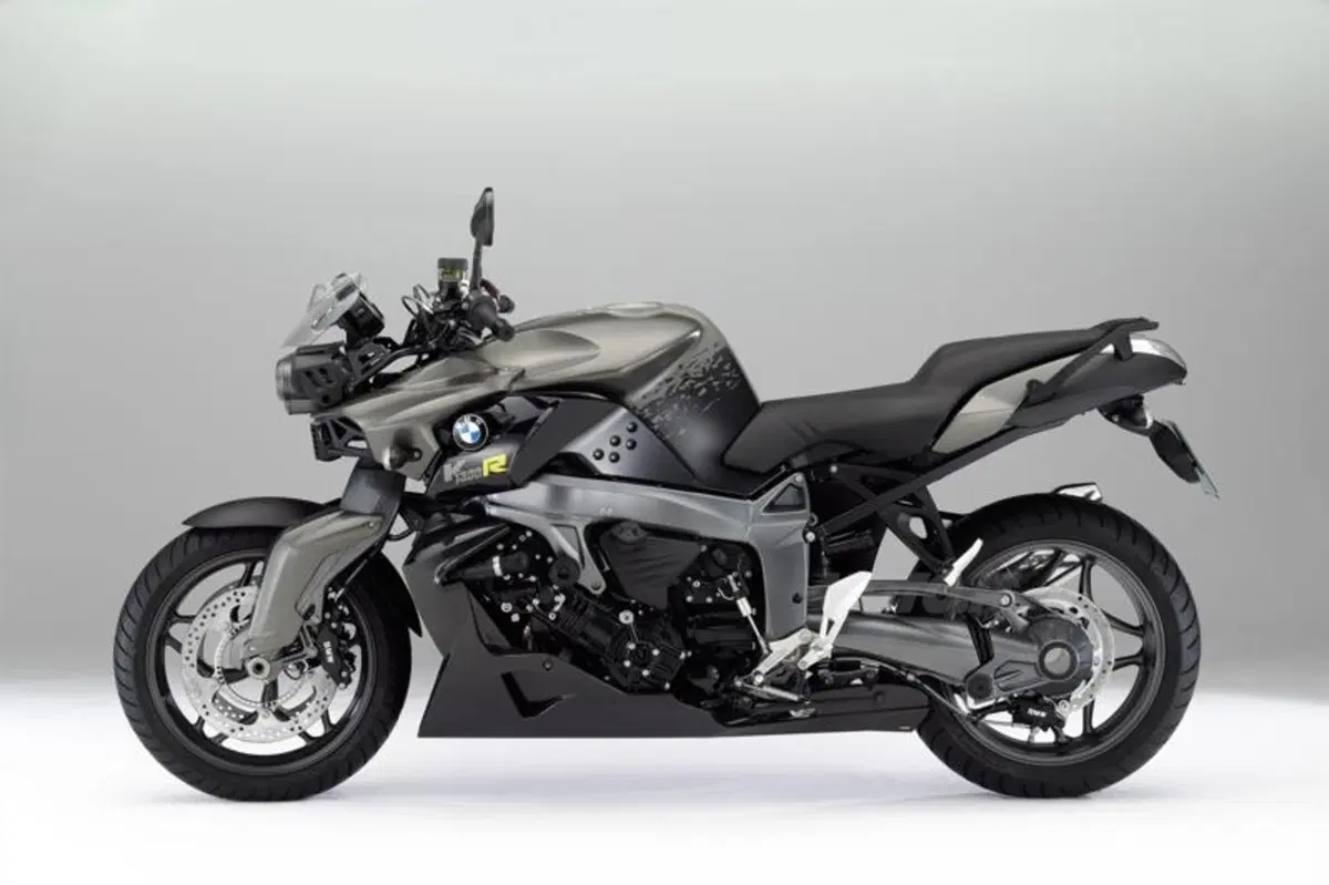 Edizioni speciali BMW K 1300 S e K 1300 R (10)