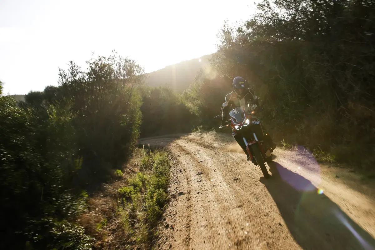 Nuova Honda Africa Twin CRF1100L: TEST su strada e offroad (3)