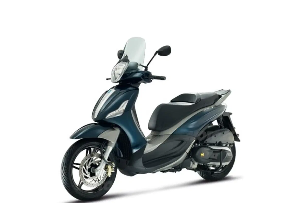 Piaggio Beverly SportTouring 350  (35)