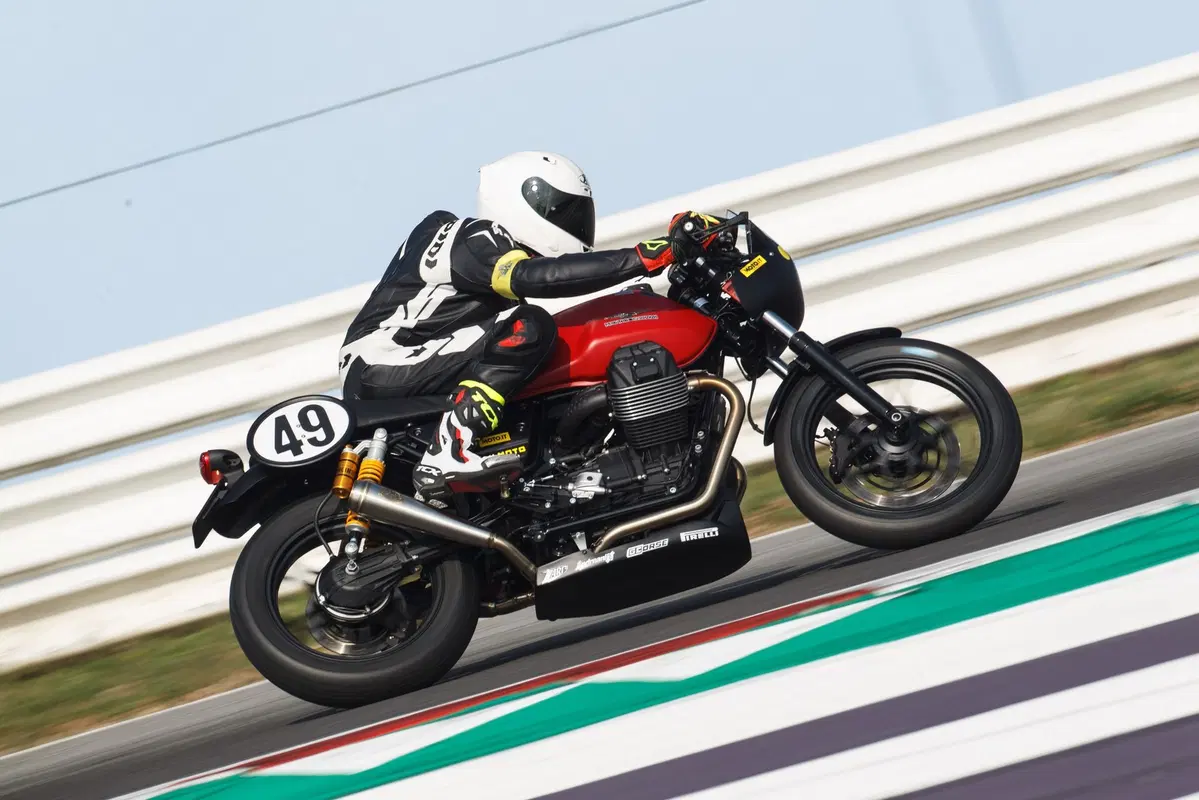 Moto Guzzi Fast Endurance Misano: ecco com’è andata la gara (11)