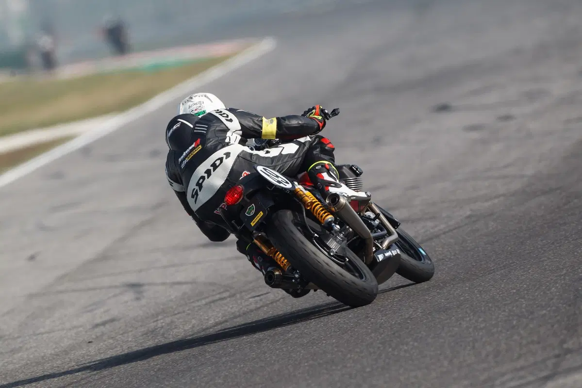 Moto Guzzi Fast Endurance Misano: ecco com’è andata la gara (13)