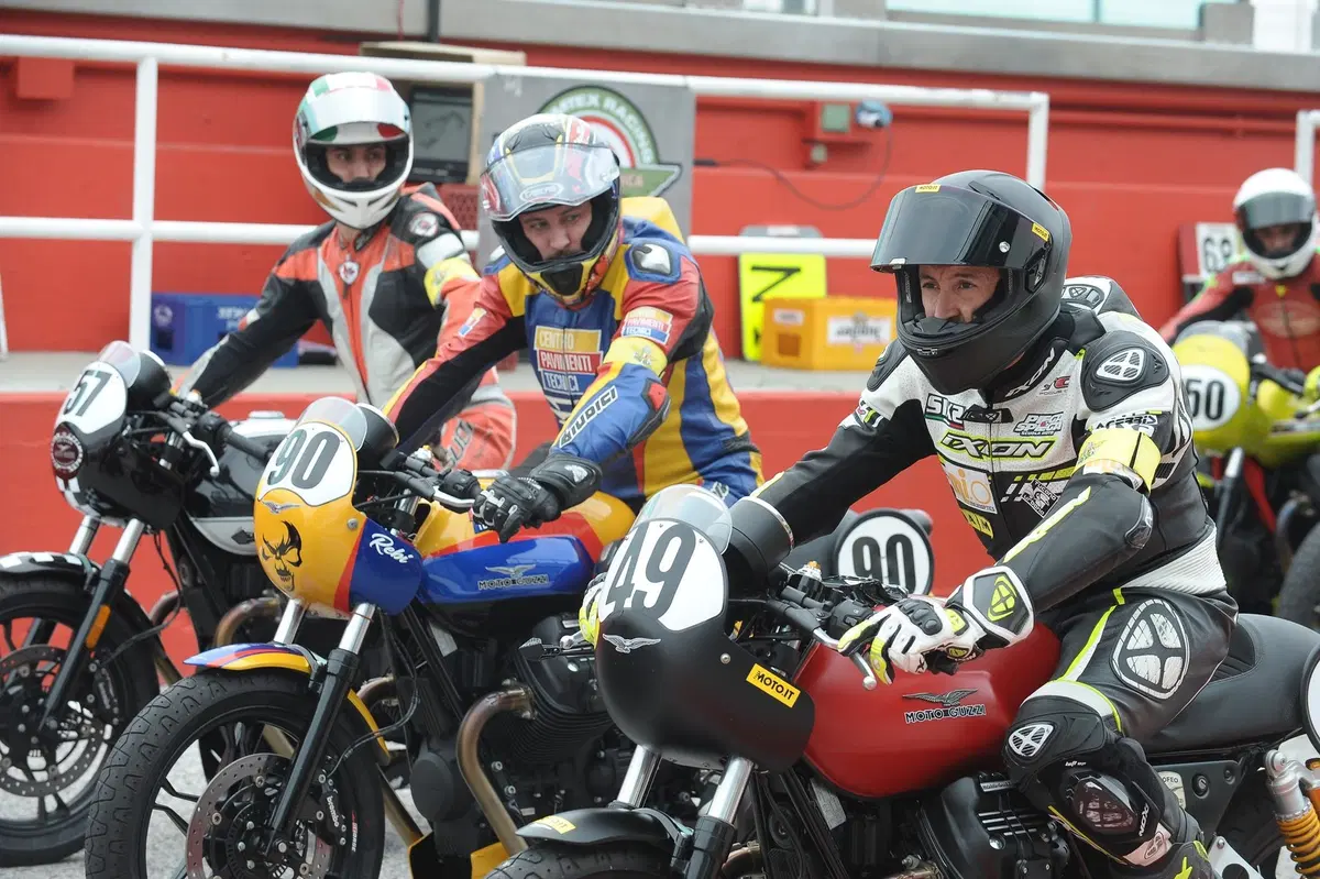 Moto Guzzi Fast Endurance Misano: ecco com’è andata la gara (14)