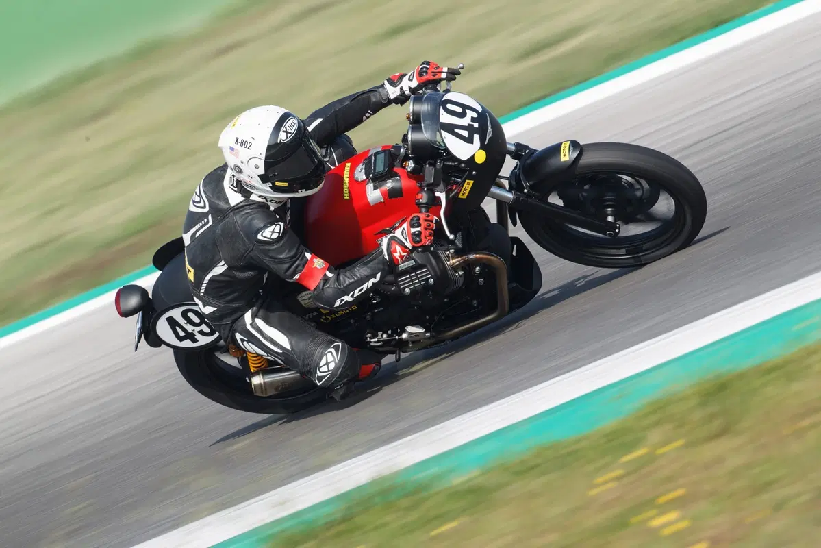 Moto Guzzi Fast Endurance Misano: ecco com’è andata la gara (4)
