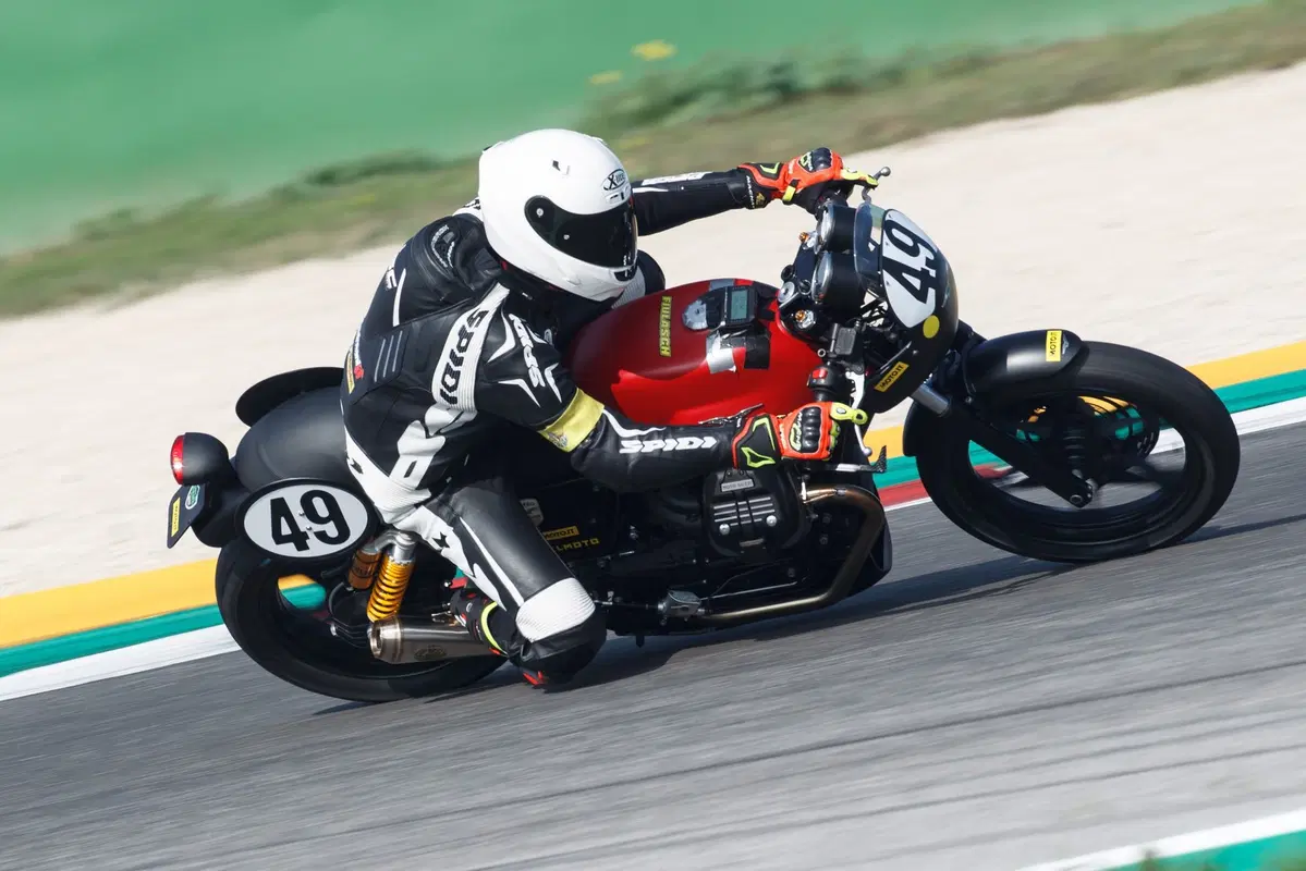 Moto Guzzi Fast Endurance Misano: ecco com’è andata la gara (7)