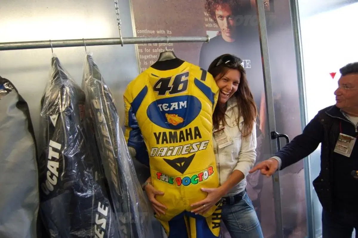 Ritratto di Barbara Pedrotti, madrina di EICMA 2011 (12)