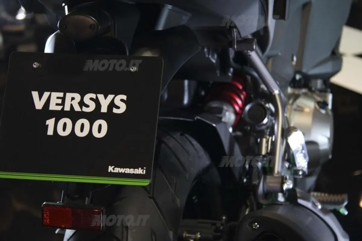 Nuova Kawasaki Versys 1000 ABS (11)