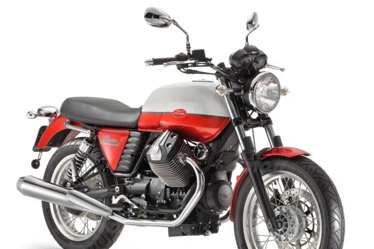 Nuova Moto Guzzi V7 (2)