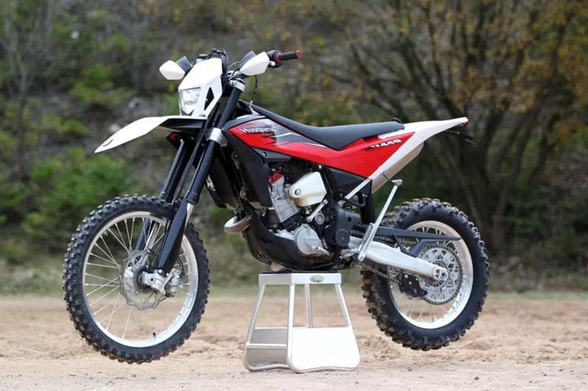 Husqvarna TE 449 ABS  (8)