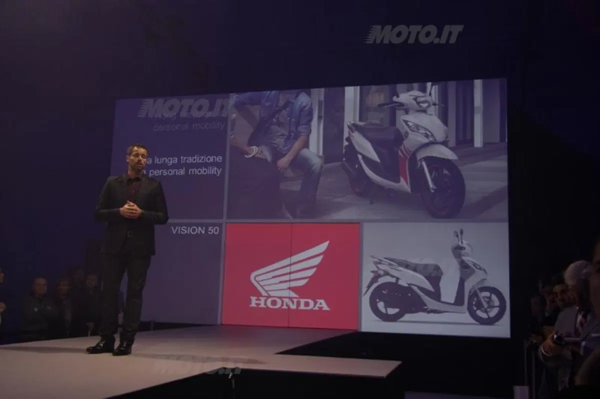 Honda Vision 50 (13)