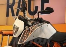 KTM 690 Duke e 200 Duke