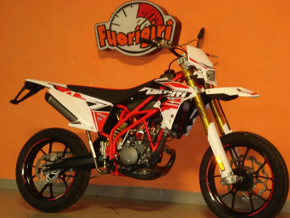 Valenti Racing N01 50 (2023 - 26) (13)