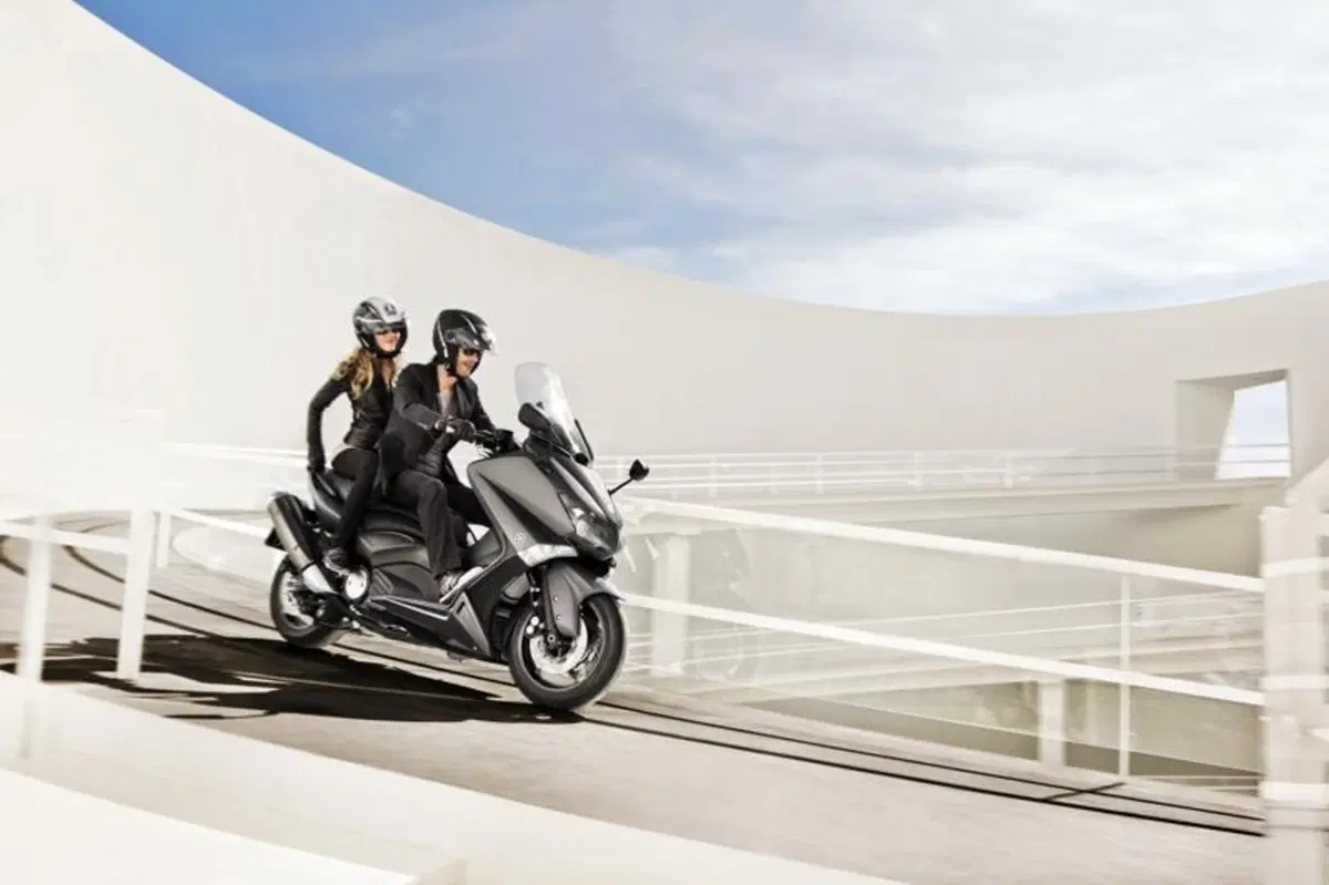 Yamaha svela il TMAX 2012 (25)