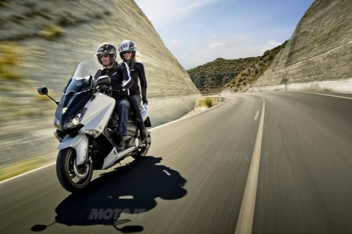 Yamaha svela il TMAX 2012 (29)