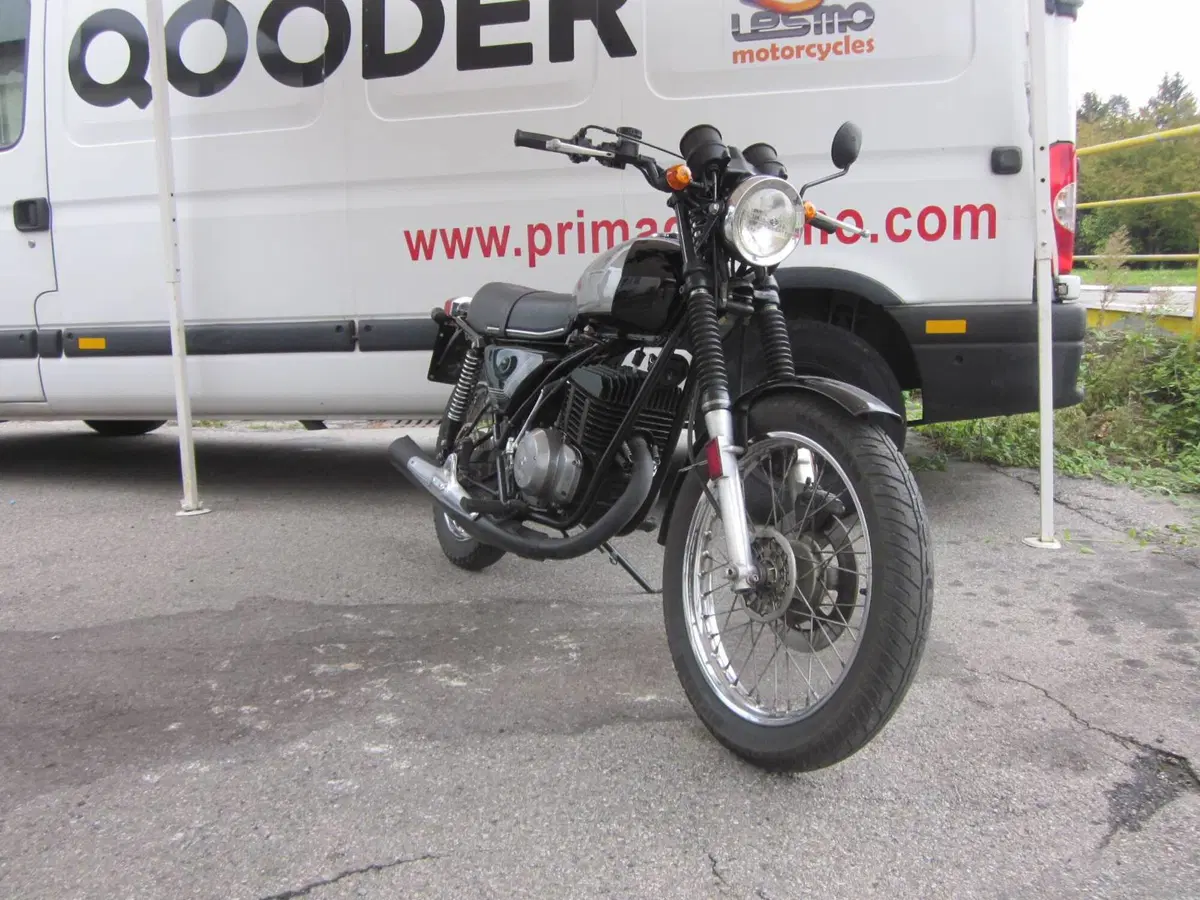 Aermacchi Harley-Davidson 2T (4)