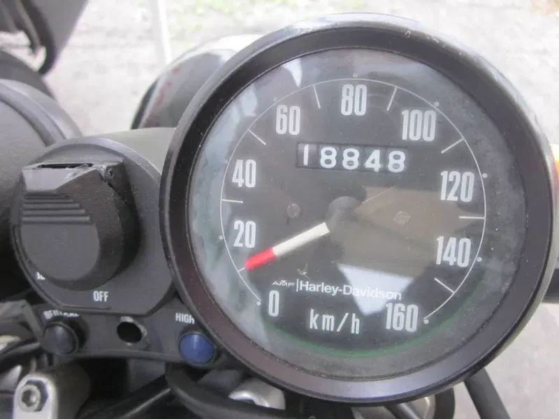 Aermacchi Harley-Davidson 2T (7)