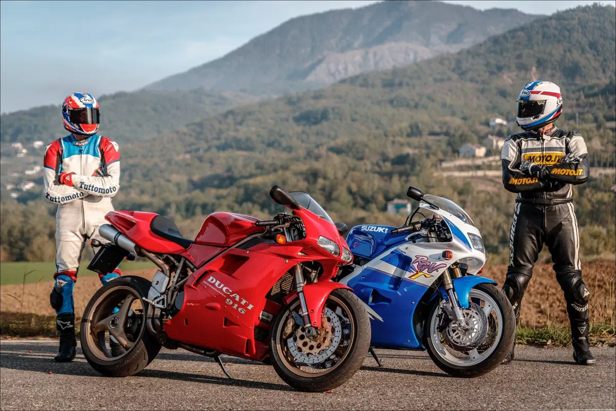 Ducati 916 TEST Youngtimer: il mito degli anni 90 (9)