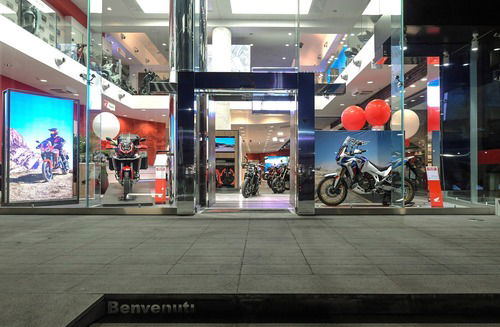 Dream Dealers: il nuovo look dei concessionari Honda (9)