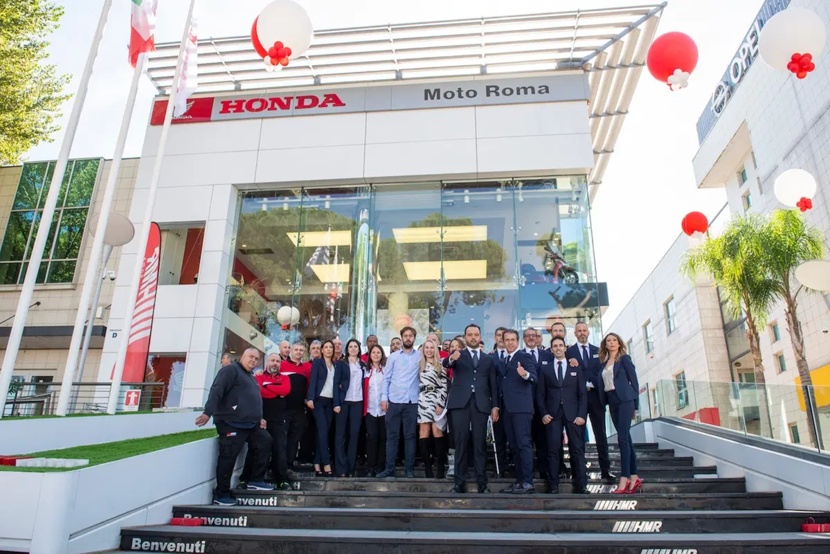 Dream Dealers: il nuovo look dei concessionari Honda (13)