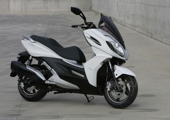 Kymco Xciting 400  e K-XCT 300