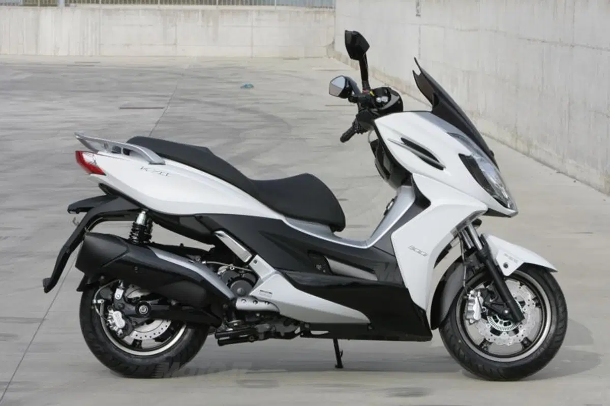 Kymco Xciting 400  e K-XCT 300 (17)