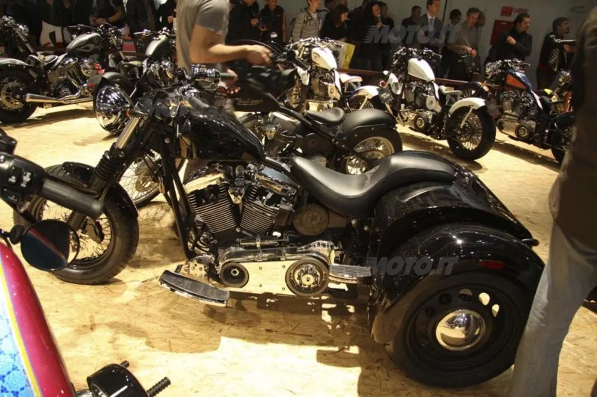 Le novità Headbanger a EICMA 2011 (28)