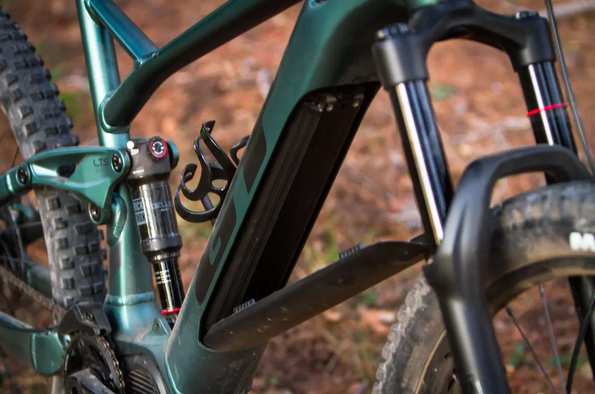 Test GT Force AMP, l’eBike con i piedi per terra (5)