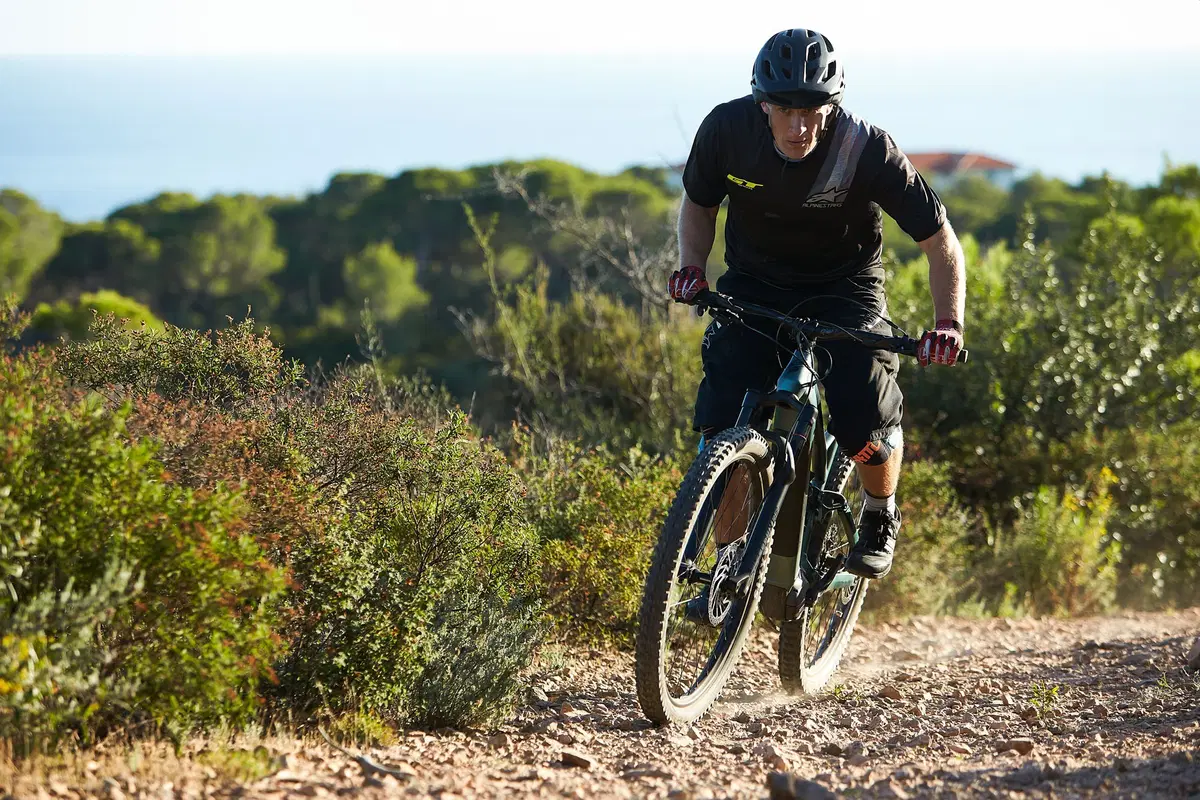 Test GT Force AMP, l’eBike con i piedi per terra (7)