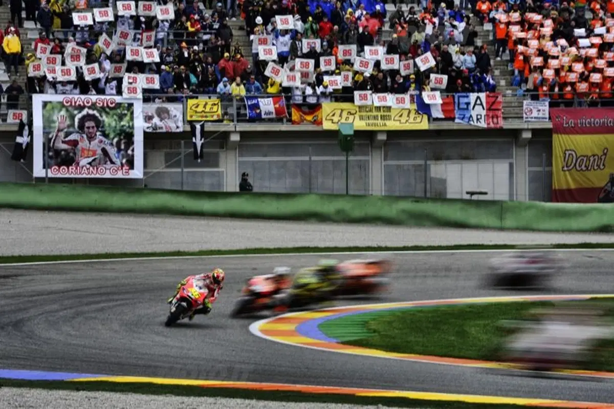 Le foto più belle del GP di Valencia (16)