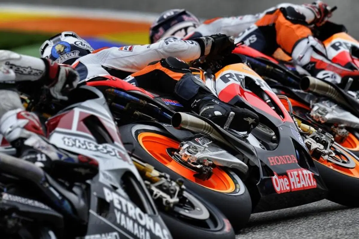 Le foto più belle del GP di Valencia (17)